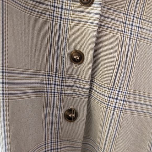 Plus-Size Dress Taupe Colour Sleeveless Button-Up Collar Checkered/Plaid Pattern - Picture 8 of 12